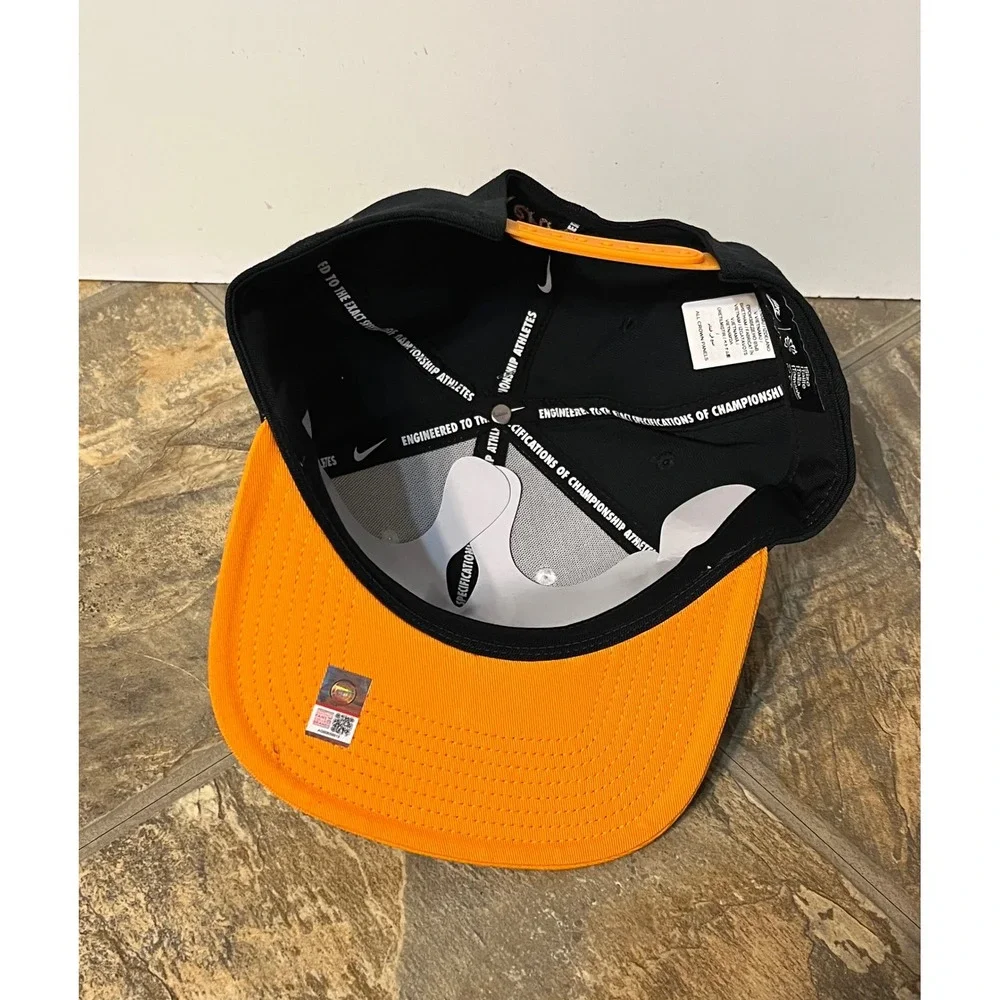 Nike Tennessee Volunteers Hat Men One Size White Black Orange New Smokey Cap